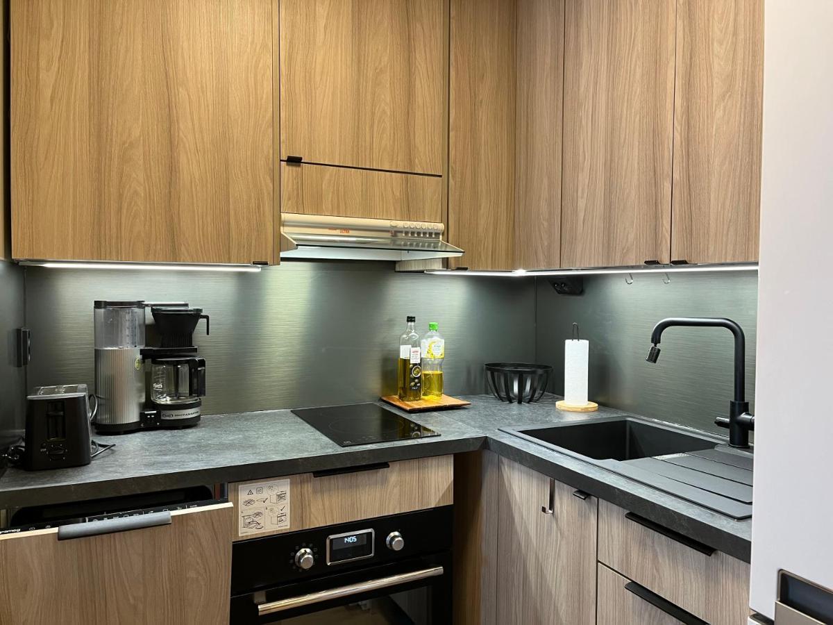 Townhouse With Sauna&Free Parking Close To Santa Claus Village & Santa Park Рованіемі Екстер'єр фото